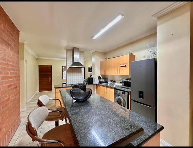 2 BEDROOM PROPERTY TO RENT IN RIVONIA